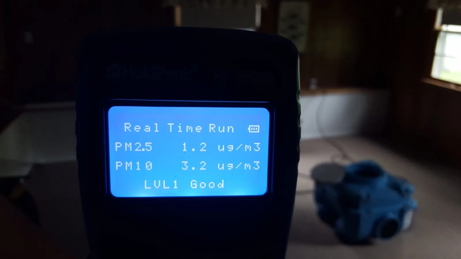 Air quality monitoring during dusty cleanup work
