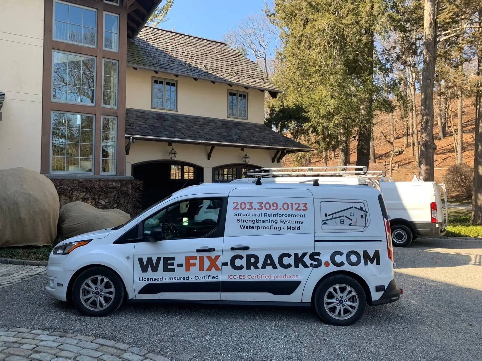 911 Storm emergency response truck on site at a Connecticut restoration job